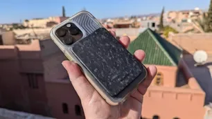 2 years charging my phone Apple's way in 2026: iOS 26 AI optimization vs manual methods
